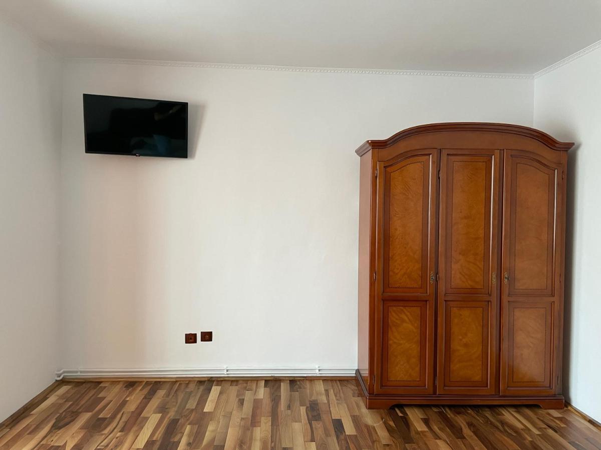 M & I Apartment 3 Тыргу-Муреш Экстерьер фото