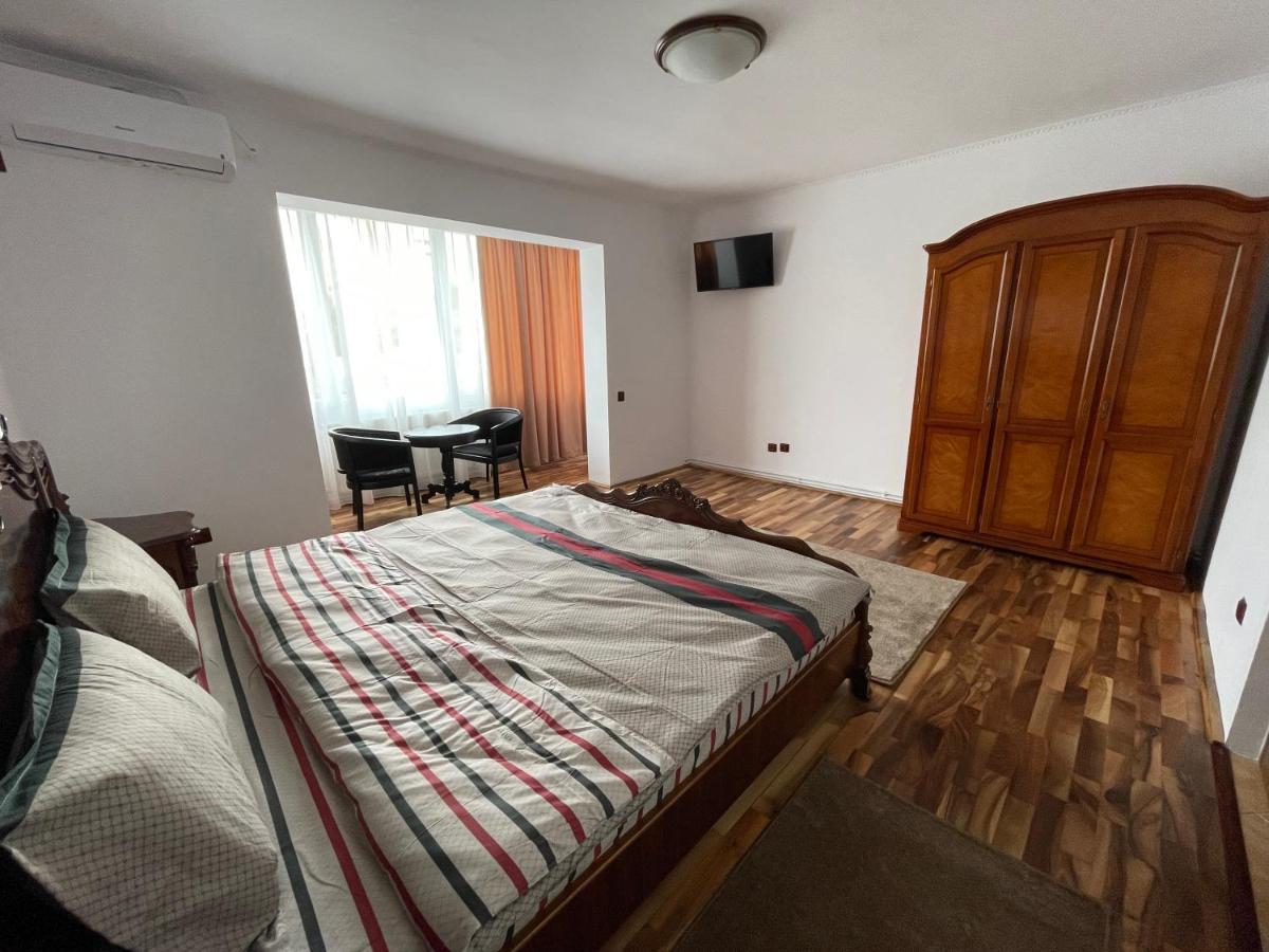 M & I Apartment 3 Тыргу-Муреш Экстерьер фото